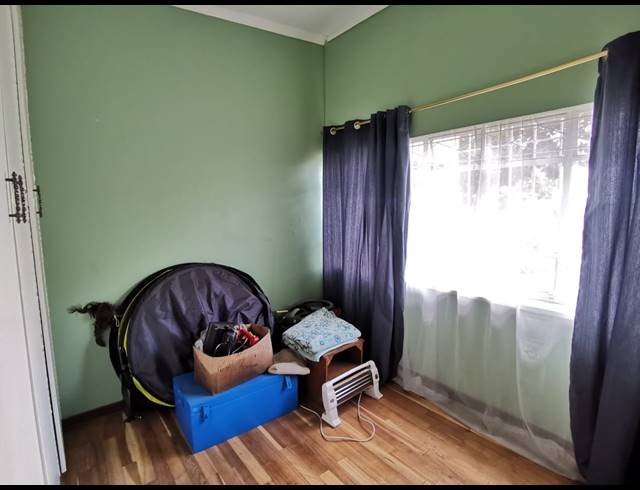 6 BEDROOM HOUSE FOR SALE IN BRENTHURST